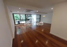 Foto 1 de Apartamento com 3 Quartos à venda, 200m² em Barra da Tijuca, Rio de Janeiro