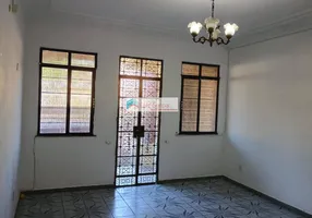 Foto 1 de Casa com 3 Quartos para alugar, 128m² em Penha, Rio de Janeiro