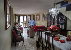 Foto 1 de Casa com 3 Quartos à venda, 205m² em Icaraí, Niterói