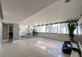 Foto 1 de Apartamento com 4 Quartos para alugar, 240m² em Leblon, Rio de Janeiro