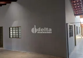 Foto 1 de Casa com 3 Quartos à venda, 200m² em Jardim Patrícia, Uberlândia