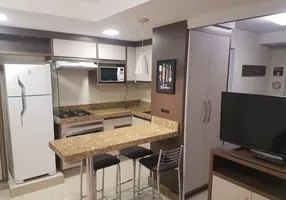 Foto 1 de Apartamento com 1 Quarto para alugar, 35m² em Centro, Blumenau