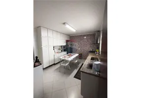 Foto 1 de Casa com 3 Quartos à venda, 408m² em Vila Romanópolis, Ferraz de Vasconcelos