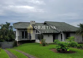 Foto 1 de Casa com 3 Quartos para alugar, 415m² em Cavalhada, Porto Alegre