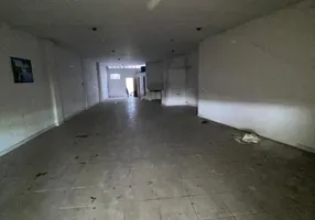 Foto 1 de Prédio Comercial com 3 Quartos para alugar, 600m² em Lírio do Vale, Manaus