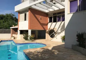 Foto 1 de Casa com 4 Quartos à venda, 400m² em Centro, Nova Iguaçu