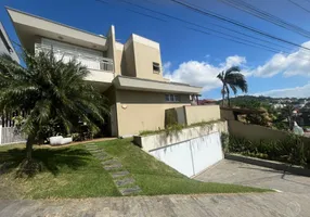 Foto 1 de Casa com 3 Quartos à venda, 355m² em Córrego Grande, Florianópolis