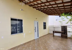 Foto 1 de Apartamento com 2 Quartos para alugar, 86m² em , Guanambi