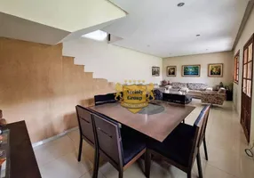 Foto 1 de Casa com 5 Quartos para alugar, 350m² em Engenho do Mato, Niterói