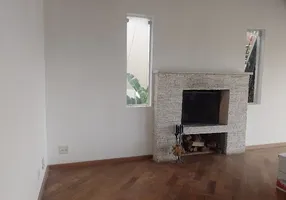 Foto 1 de Casa com 4 Quartos para alugar, 180m² em Granja Viana, Carapicuíba