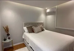 Foto 1 de Apartamento com 2 Quartos à venda, 49m² em Vila Campestre, São Paulo
