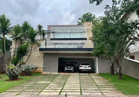 Foto 1 de Casa de Condomínio com 4 Quartos para venda ou aluguel, 400m² em Granja Viana, Carapicuíba