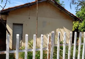 Foto 1 de Casa com 2 Quartos para venda ou aluguel, 65m² em , Pirapozinho