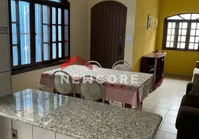 Foto 1 de Casa com 2 Quartos à venda, 75m² em Mirim, Praia Grande