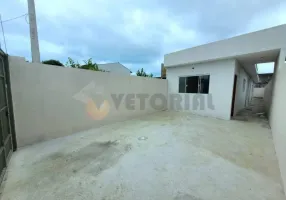 Foto 1 de Casa com 3 Quartos à venda, 84m² em Praia Das Palmeiras, Caraguatatuba