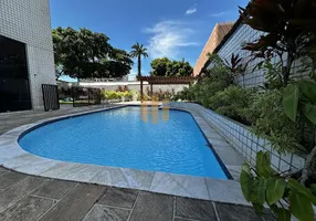 Foto 1 de Apartamento com 2 Quartos para alugar, 150m² em Casa Forte, Recife