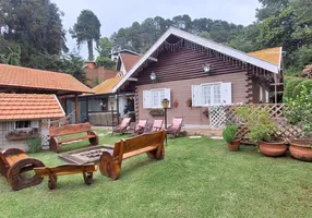 Foto 1 de Casa com 4 Quartos à venda, 313m² em Jardim Belvedere, Campos do Jordão