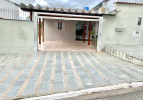 Foto 1 de Casa com 3 Quartos à venda, 145m² em Jardim Áurea, Poá