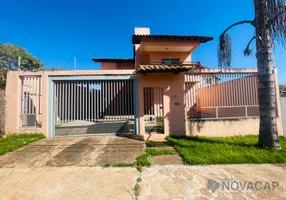 Foto 1 de Sobrado com 3 Quartos à venda, 167m² em Jardim Paradiso , Campo Grande