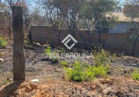 Foto 1 de Lote/Terreno à venda, 422m² em Vila Nova, Montes Claros