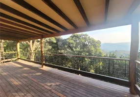 Foto 1 de Casa com 3 Quartos para alugar, 240m² em Serra da Cantareira, Mairiporã