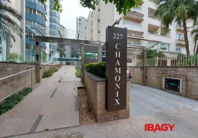 Foto 1 de Apartamento com 3 Quartos para alugar, 148m² em Centro, Florianópolis