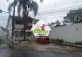 Foto 1 de Sobrado com 8 Quartos para alugar, 300m² em Vila Rosalia, Guarulhos