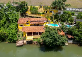 Foto 1 de Fazenda/Sítio com 3 Quartos à venda, 400m² em Centro, Guararema