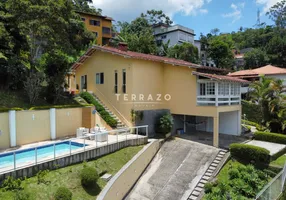 Foto 1 de Casa com 4 Quartos à venda, 180m² em Agriões, Teresópolis