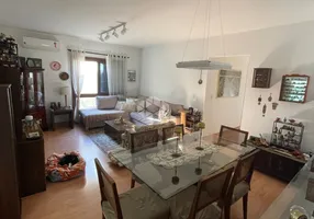 Foto 1 de Apartamento com 3 Quartos à venda, 115m² em Rio Branco, Porto Alegre
