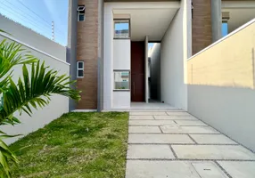 Foto 1 de Casa com 4 Quartos à venda, 150m² em Lagoa Sapiranga Coité, Fortaleza