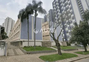 Foto 1 de Apartamento com 3 Quartos à venda, 130m² em Cristo Rei, Curitiba