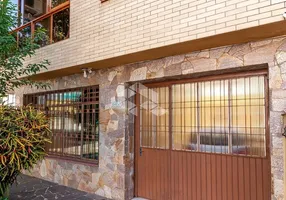 Foto 1 de Casa com 5 Quartos à venda, 250m² em Santana, Porto Alegre