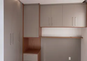 Foto 1 de Apartamento com 2 Quartos para alugar, 38m² em Barra Funda, São Paulo