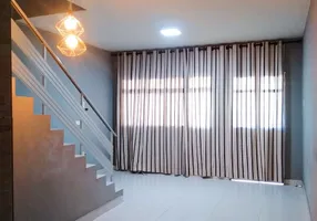 Foto 1 de Casa com 3 Quartos para alugar, 150m² em Tejipió, Recife