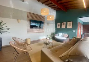 Foto 1 de Sobrado com 3 Quartos à venda, 210m² em Centro, Monte Sião