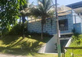 Foto 1 de Casa com 4 Quartos à venda, 600m² em Praia de Setiba, Guarapari