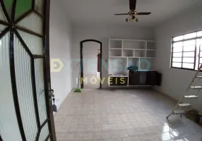Foto 1 de Casa com 3 Quartos para alugar, 170m² em Vila Estádio, Araçatuba