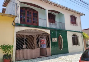 Foto 1 de Casa com 3 Quartos para alugar, 240m² em Coqueiro, Belém
