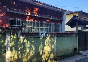 Foto 1 de Casa com 6 Quartos à venda, 80m² em Mosela, Petrópolis