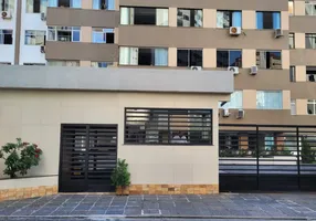 Foto 1 de Apartamento com 3 Quartos para alugar, 110m² em Treze de Julho, Aracaju