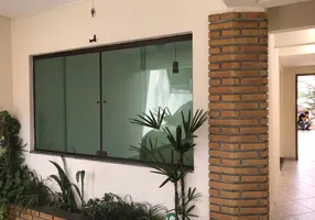 Foto 1 de Sobrado com 3 Quartos para alugar, 180m² em Vila Sao Jose Ipiranga, São Paulo