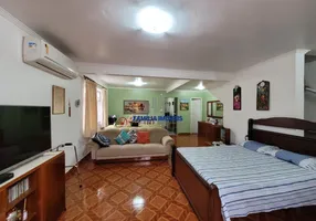 Foto 1 de Sobrado com 3 Quartos à venda, 235m² em Vila Belmiro, Santos