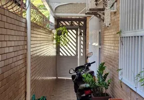 Foto 1 de Casa com 3 Quartos à venda, 115m² em Vila Valença, São Vicente