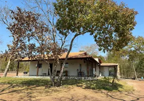 Foto 1 de Fazenda/Sítio com 3 Quartos à venda, 65000m² em Zona Rural, Acorizal