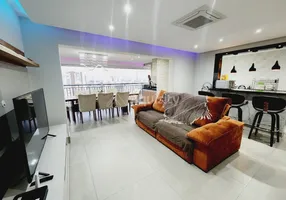 Foto 1 de Apartamento com 3 Quartos para alugar, 117m² em Quarta Parada, São Paulo