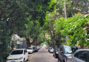 Foto 1 de Apartamento com 3 Quartos à venda, 115m² em Humaitá, Rio de Janeiro