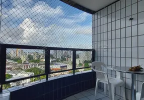 Foto 1 de Apartamento com 3 Quartos à venda, 97m² em Aflitos, Recife