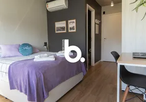 Foto 1 de Flat com 1 Quarto para alugar, 20m² em Santa Cecília, Porto Alegre