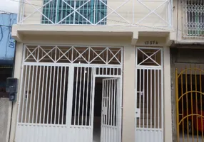 Foto 1 de Casa com 2 Quartos à venda, 232m² em Umarizal, Belém